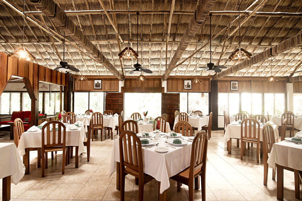Hotel Jungle Lodge Tikal Exterior photo