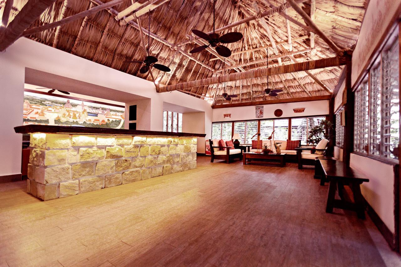 Hotel Jungle Lodge Tikal Exterior photo